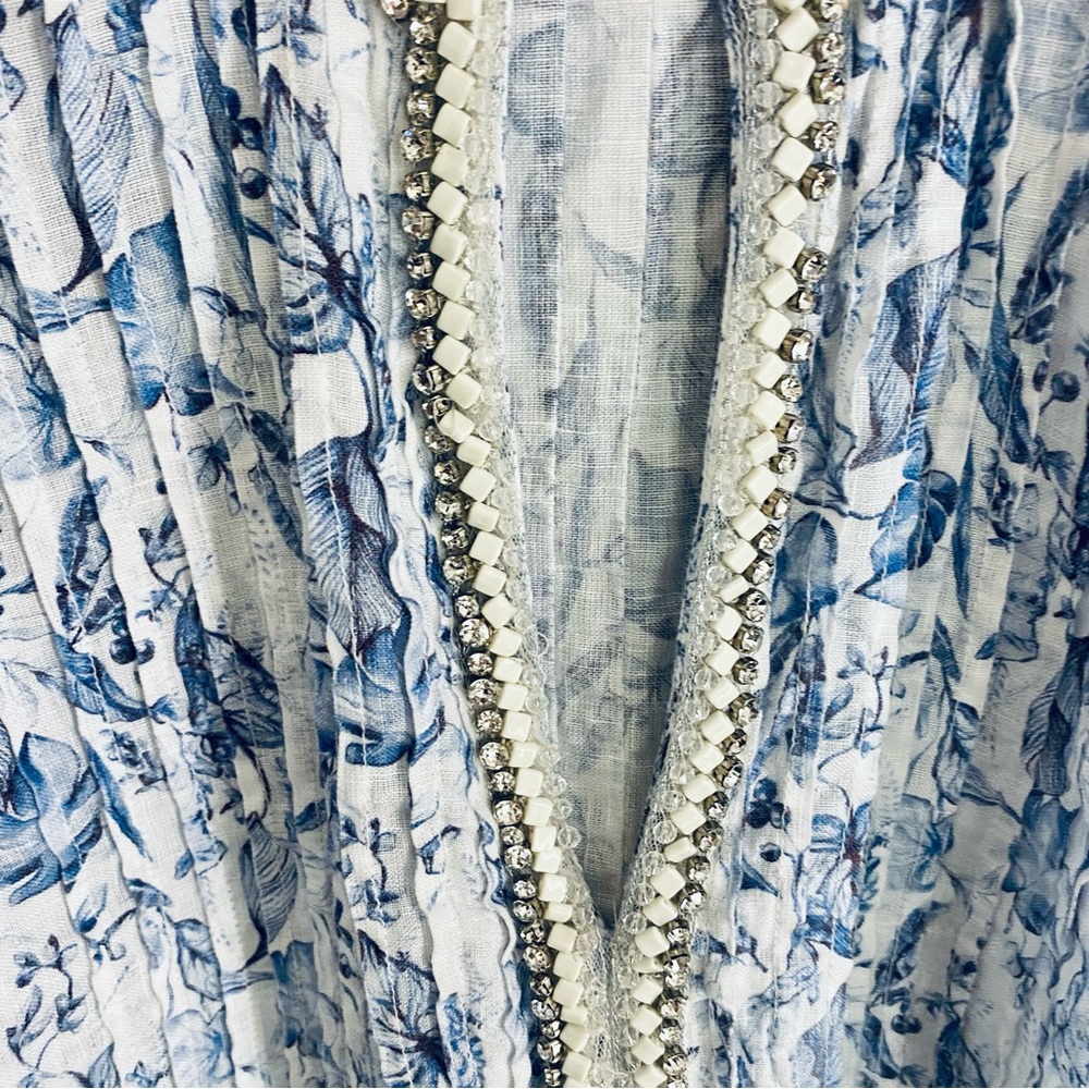 120% Lino Micro Botanical poet blouse